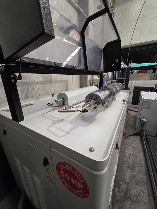 Máquina CNC Corte Jato de Água