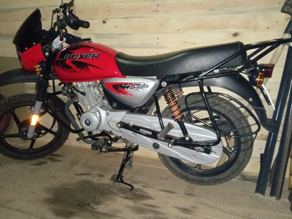 Мото Bajaj boxer 125