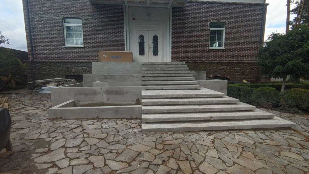 Изготовление бетонных лестниц. Бетонні сходи під замовлення. ДЗВОНІТЬ!