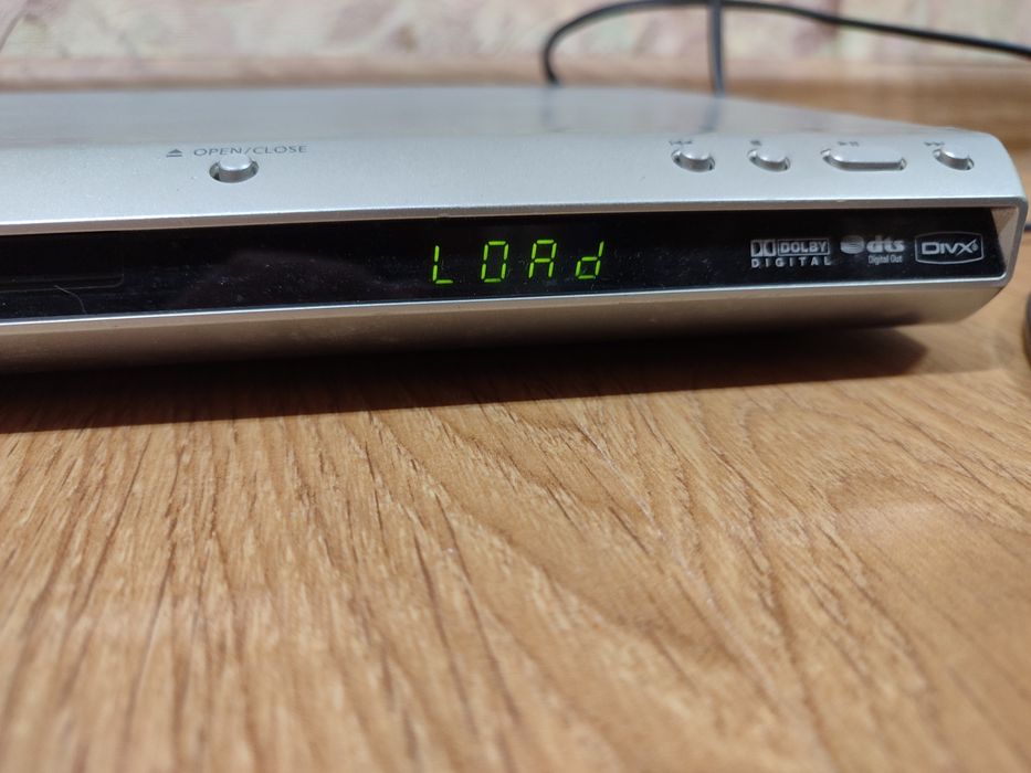 DVD відео програвач samsung model R376KD