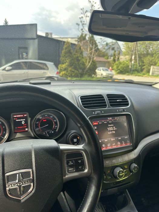 Продам Dodge Journey 2.4 Crossroad