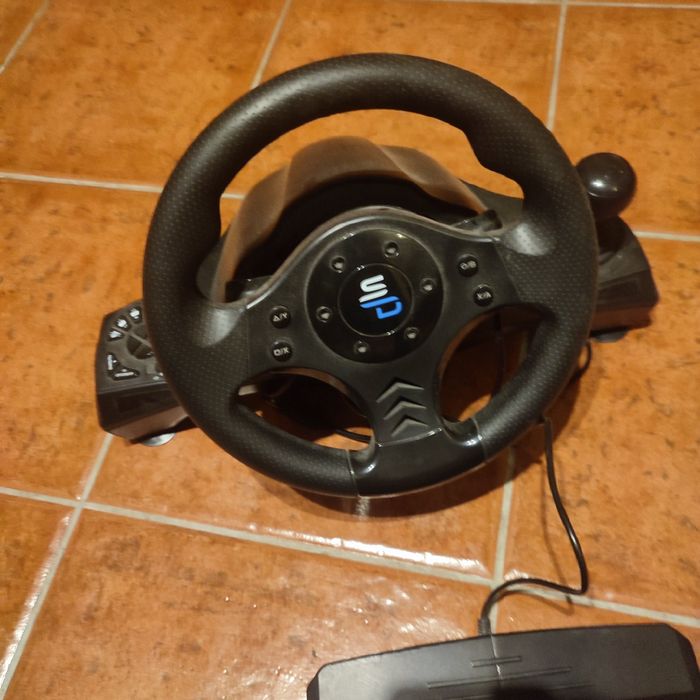 Conjunto volante + pedais + the crew motorfest para xbox