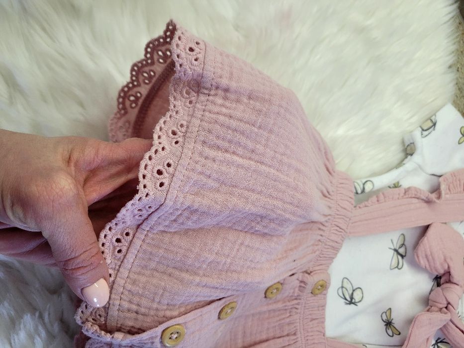 Śliczny zestaw body, muslinowa sukieneczka, opaska 6-9 m-cy