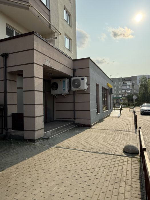 Продаж комерційного приміщення р-н Теремно