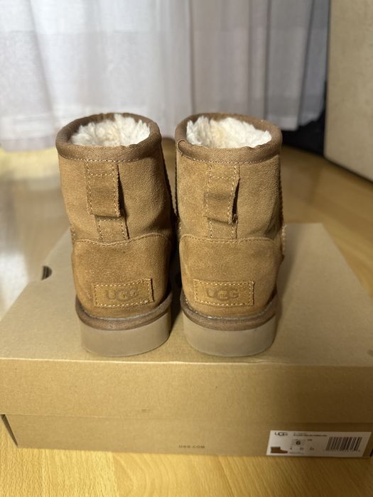 Ugg classic mini