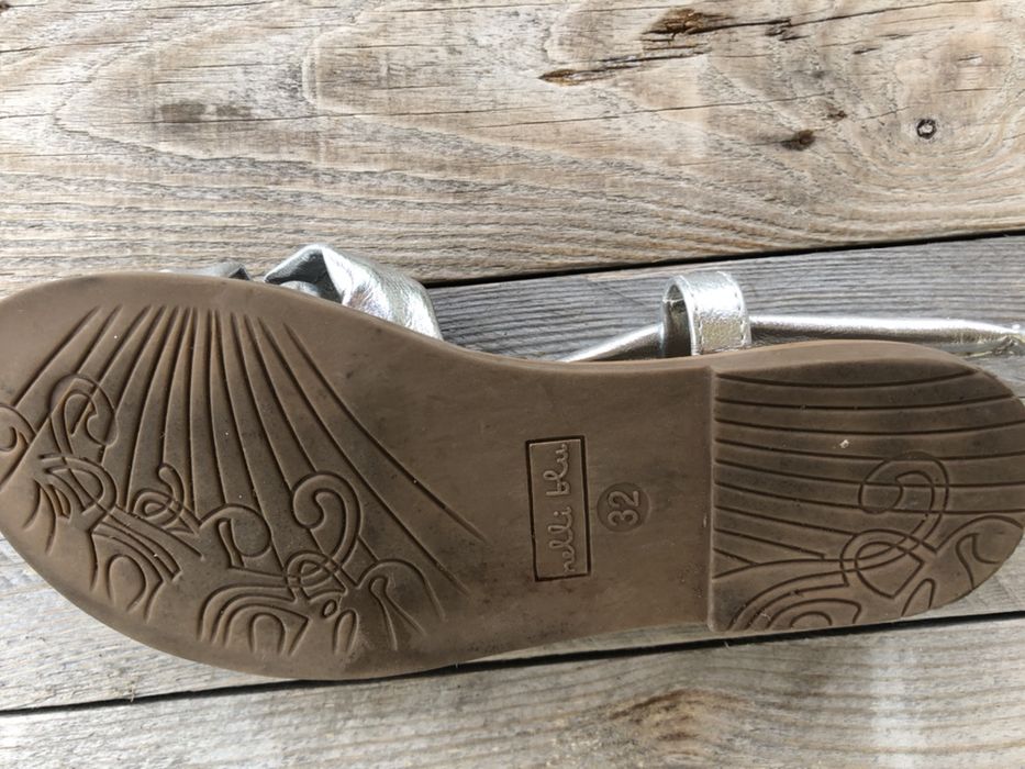 Sandały srebrne rozm 32