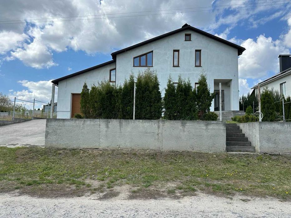 будинок в елітному районі