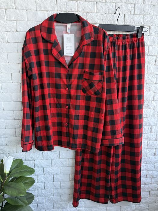 Жіноча піжама в клітинку оверсайз з широкими штанами. Пижама в клетку