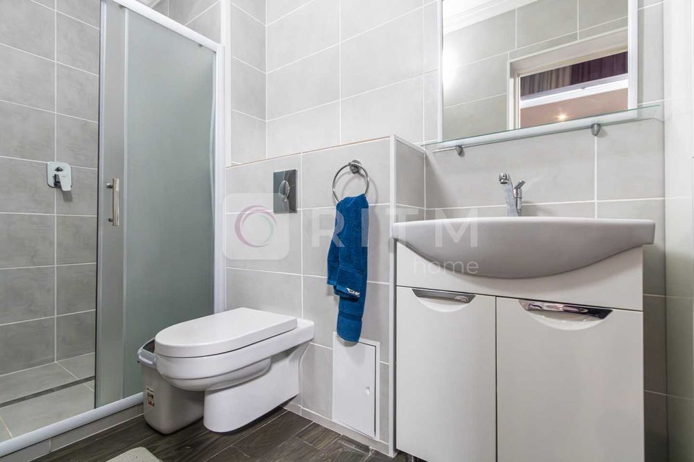 Оренда стильного напівособняка в самому центрі міста