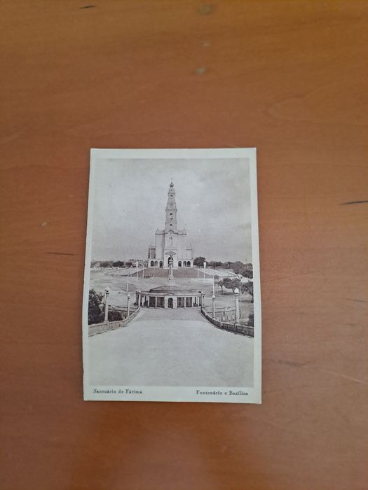 Bilhete postal antigo do Santuário de Fatima