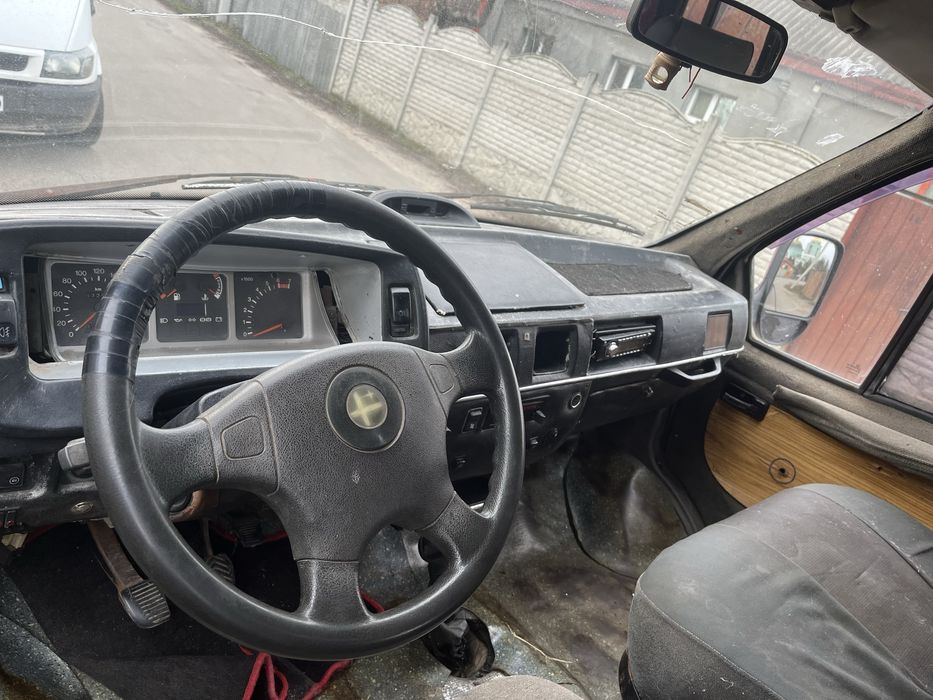 Продам ГАЗ Газель 322132