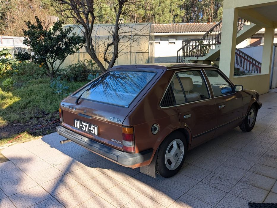 Opel Kadett 1.3 SC Berlina 1981