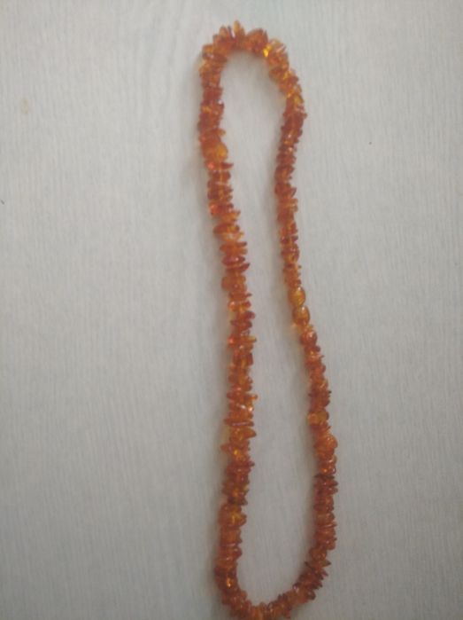 Бусы натуральный камень.