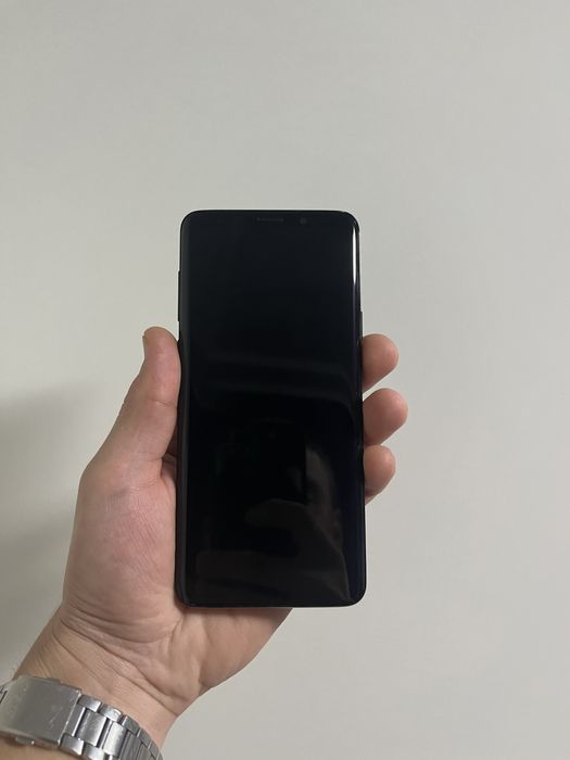 Samsung S9+ робочий , полоси по екрані