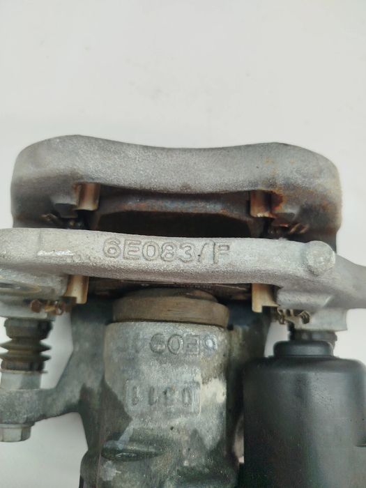 Pinça travão / maxila de travão trás direita RENAULT Captur II