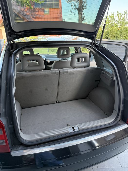 Audi a2 czarne w super stanie