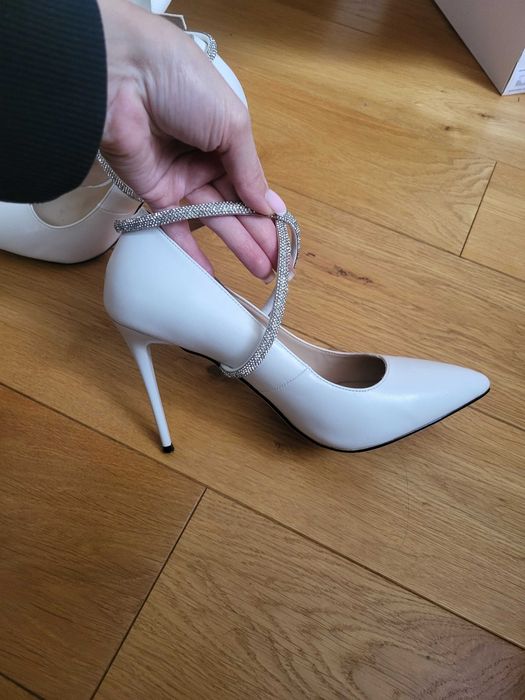 Туфлі весільні білі