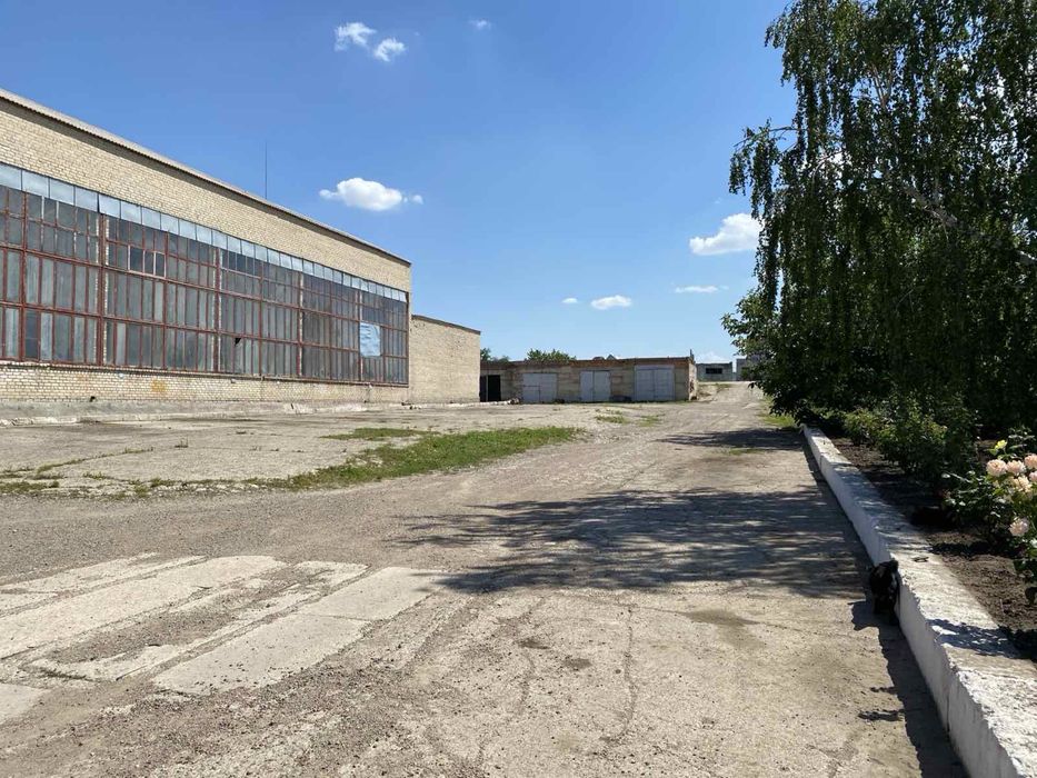 Продається промислова база