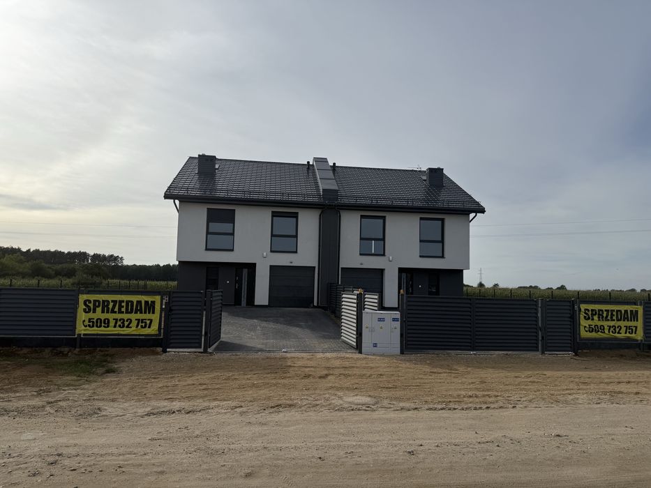 POGODNA RESIDENCE - nowoczesny dom w zabudowie bliźniaczej