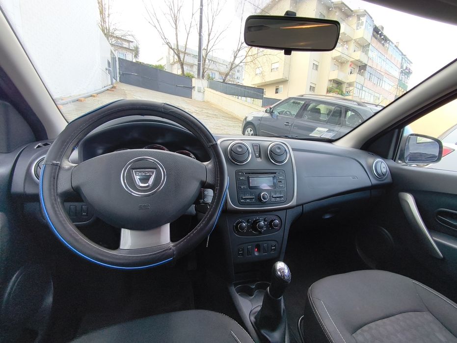 DÁCIA SANDERO 40.000klm