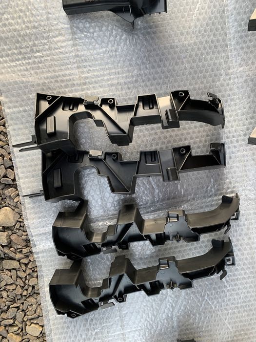 Кріплення кронштейн audi q5 80a