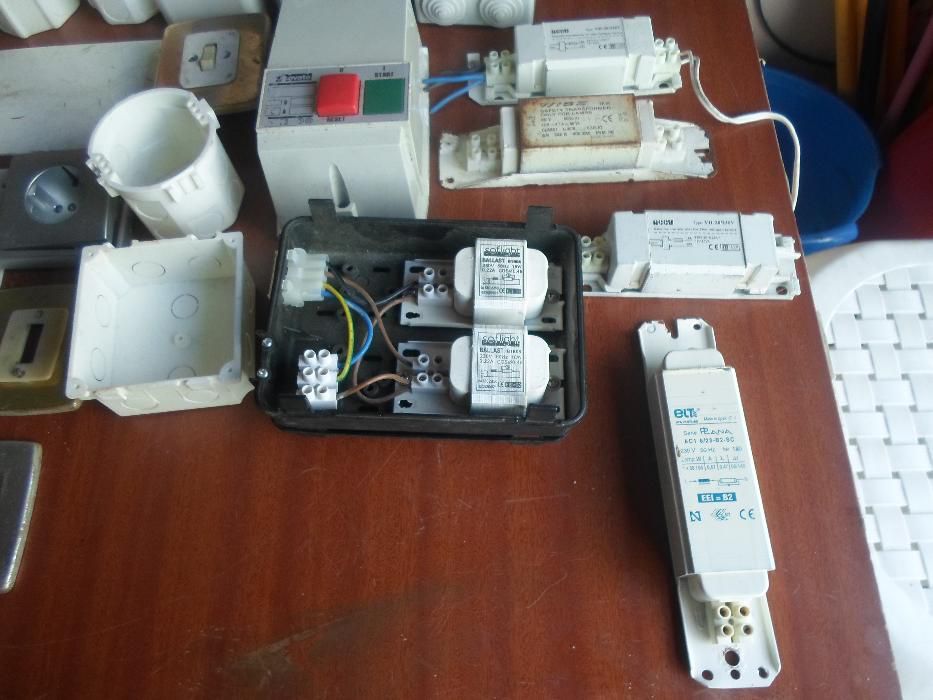 lote de material electrico