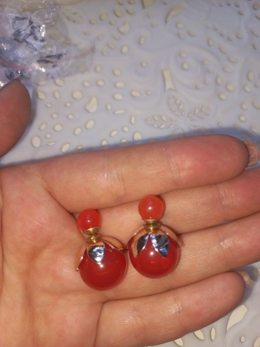 Красивые новые сережки