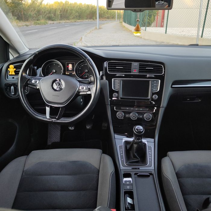 Vw Golf 2016 carrinha 2.0 150cv Highline