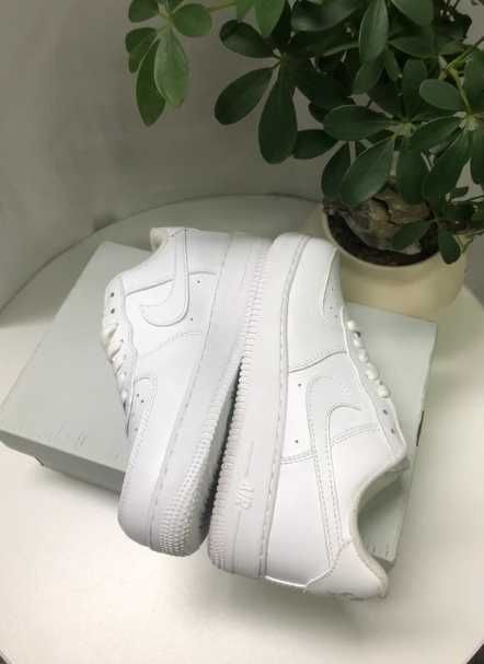 Nike_Air_Force_1_Low '07_White_R.44