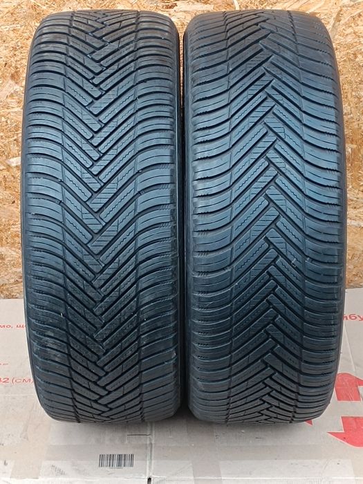 235/45R19 99W Hankook Kinergy 4S2