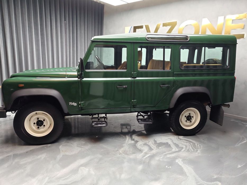 Land Rover Defender 110 2.5 TD5 Metal Top