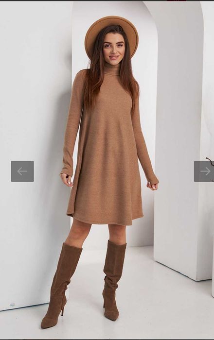 Стильна сукня у рубчик з в'язки, розмір С-М