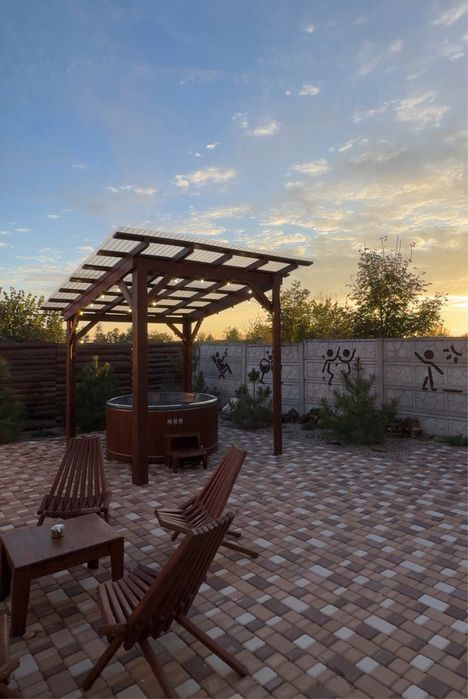 Аренда дома посуточно. Бассейн.Баня.Чан.