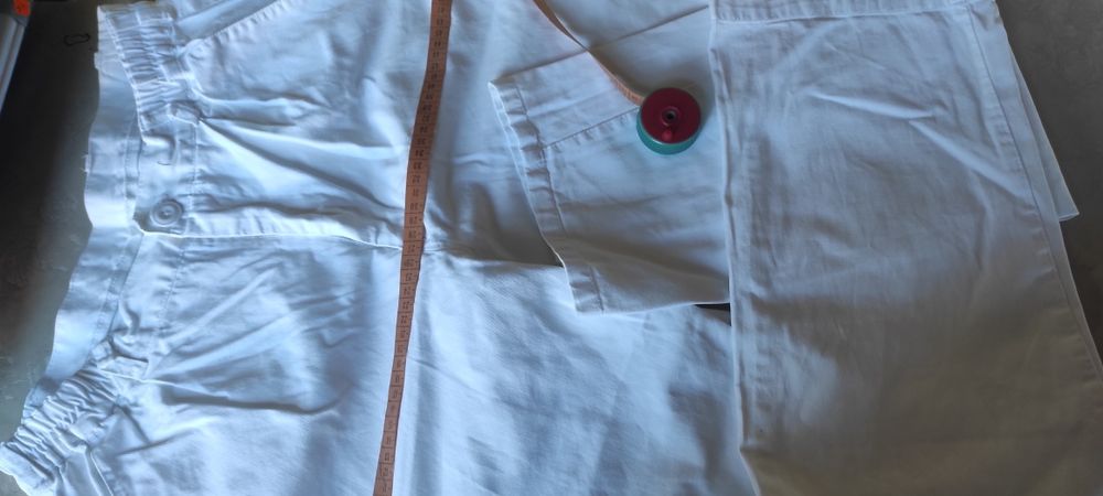 Робочий одяг. Штани, білі штани