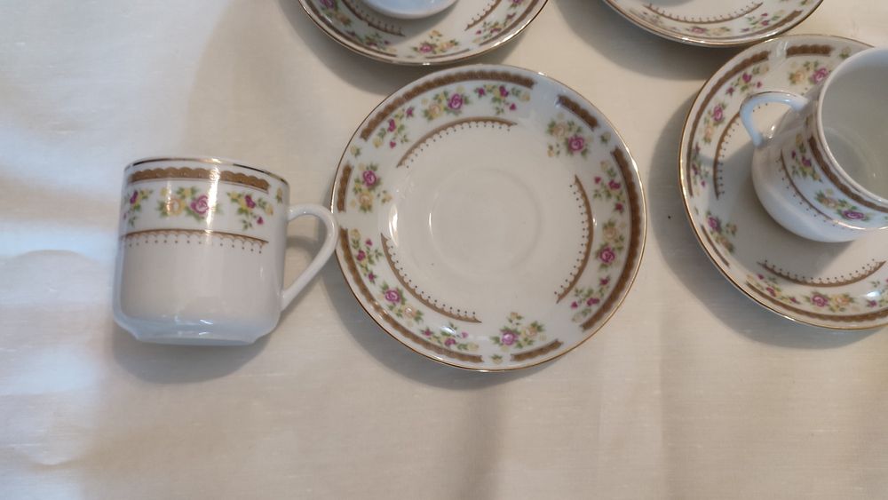 Conjunto chávena café e pires64751661389826122