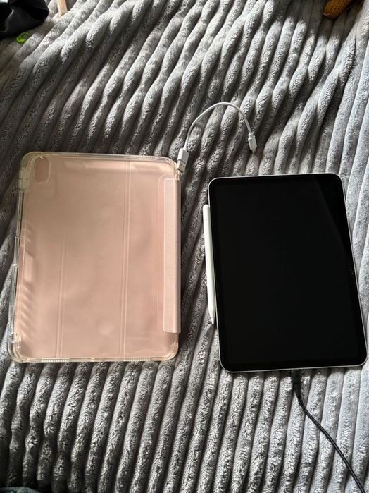 ipad 11 gen A16, apple pencil ładowarka, etui