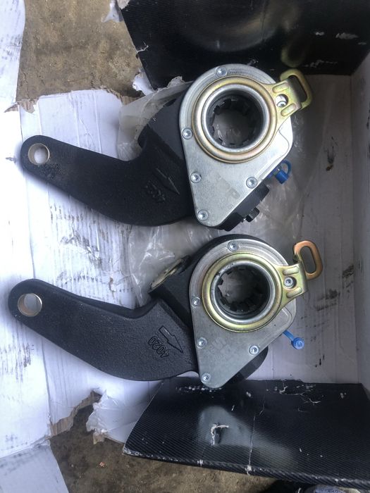 Ремкомплект шкворнів Сканія