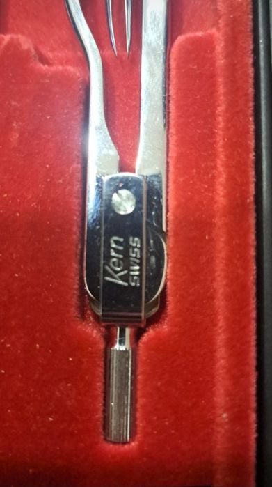 Estojo de desenho técnico Kern (Swiss) – instrumentos de precisão