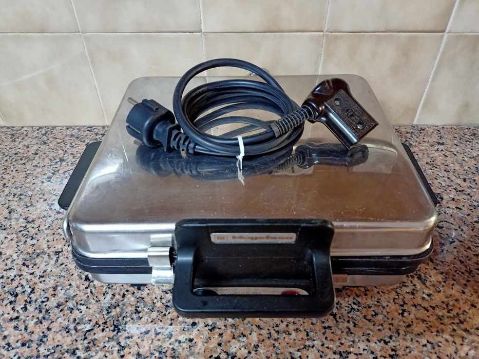 Tostadeira grelhador torradeira casa quarto apartamento vivenda carro.