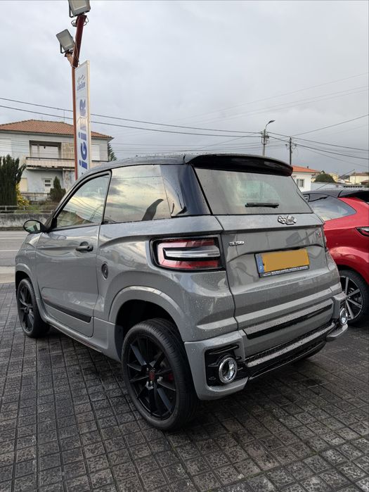 Ligier JS60 dci microcarro