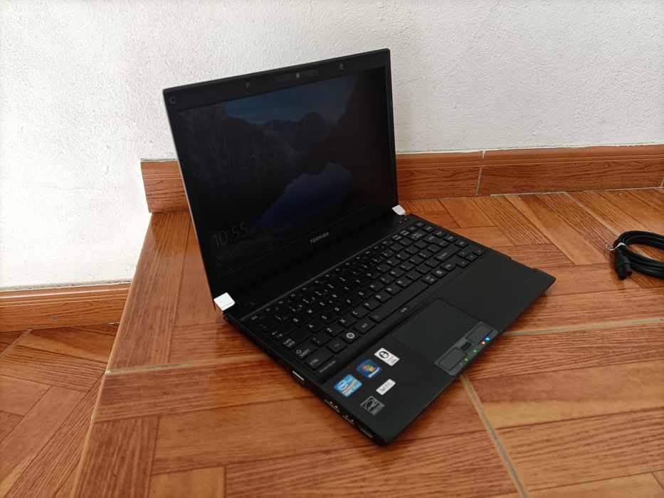 Computador portátil Toshiba Portege R830 de 13 polegadas
