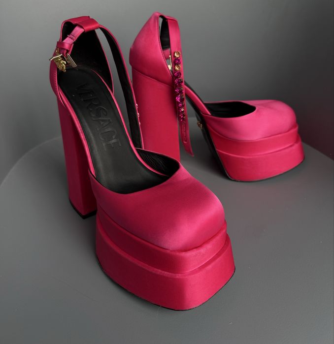 Туфли версаче «Versace» 37 р розовые
