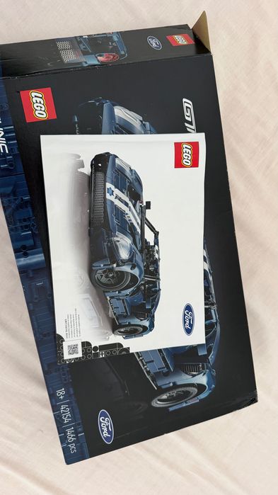 LEGO Ford GT 1466 peças