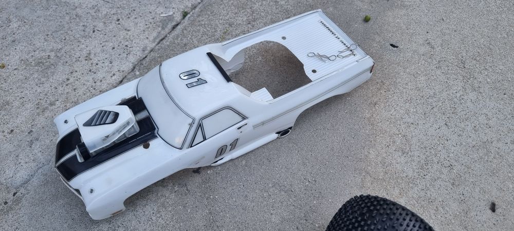 Hpi savage x  4.6 com rotostarter