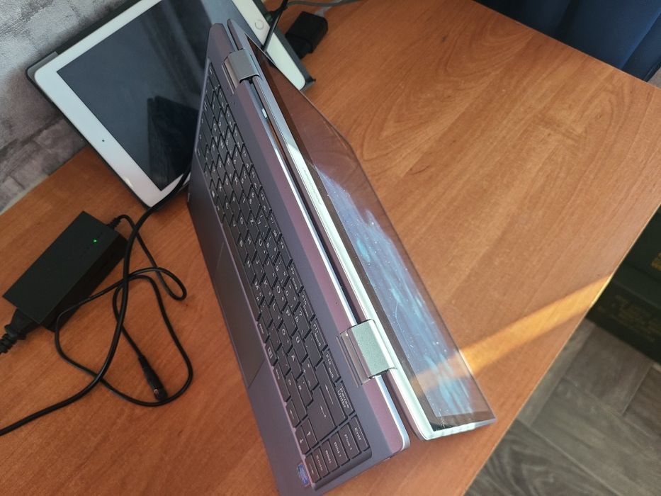 Ноутбук-планшет 14" Medion (Lenovo Group) E4273