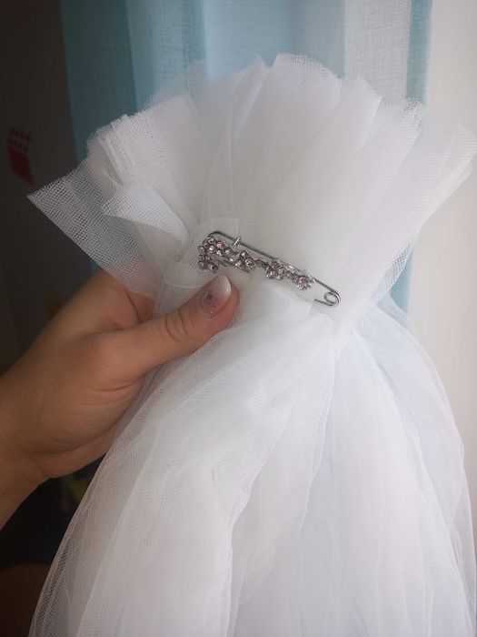 Suknia ślubna / zielony pas