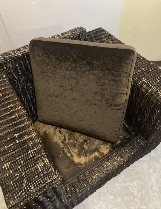 Sofá de jardim de palha