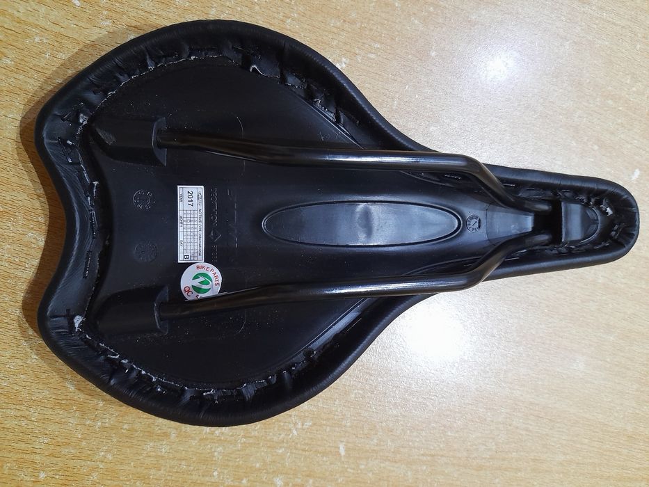 Selim novo  para bicicleta