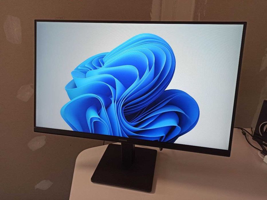 Samsung 24" IPS 100Hz Full HD | S24D300GAI | 2024 рік | HDMI | Ідеал