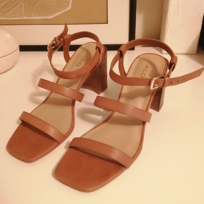 Sandálias pele camel - ALDO 38 - NOVAS